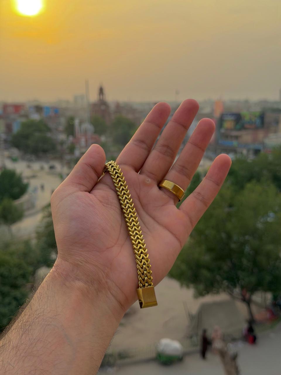 Premium Chain Bracelet + Free Ring!